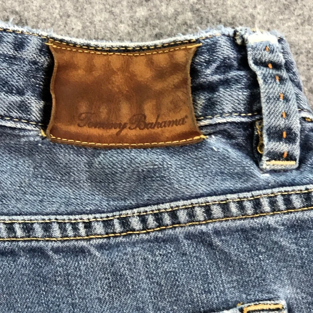Tommy Bahama Mens Jeans 35x32 Straight Leg Blue Medium Wash Mid Rise Denim